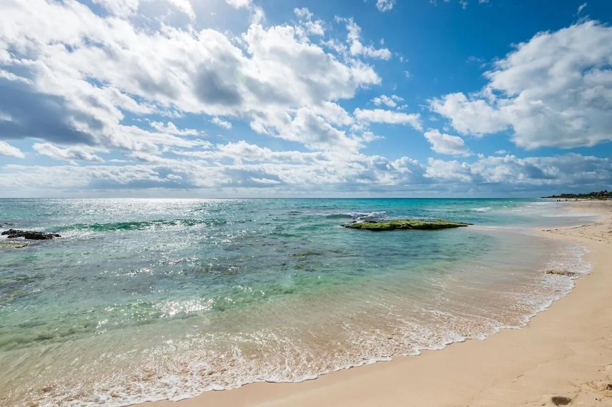 Traditional Beachfront Villa With Cenote, Close To Playa Puerto Morelos Mexico