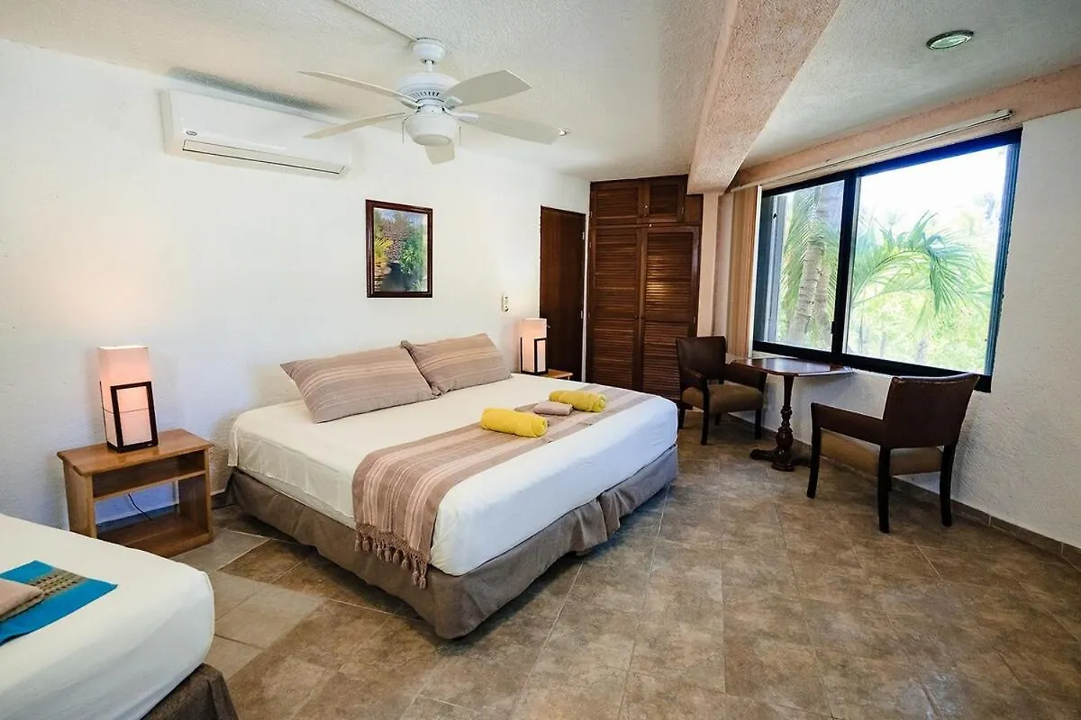 Traditional Beachfront Villa With Cenote, Close To Playa Puerto Morelos