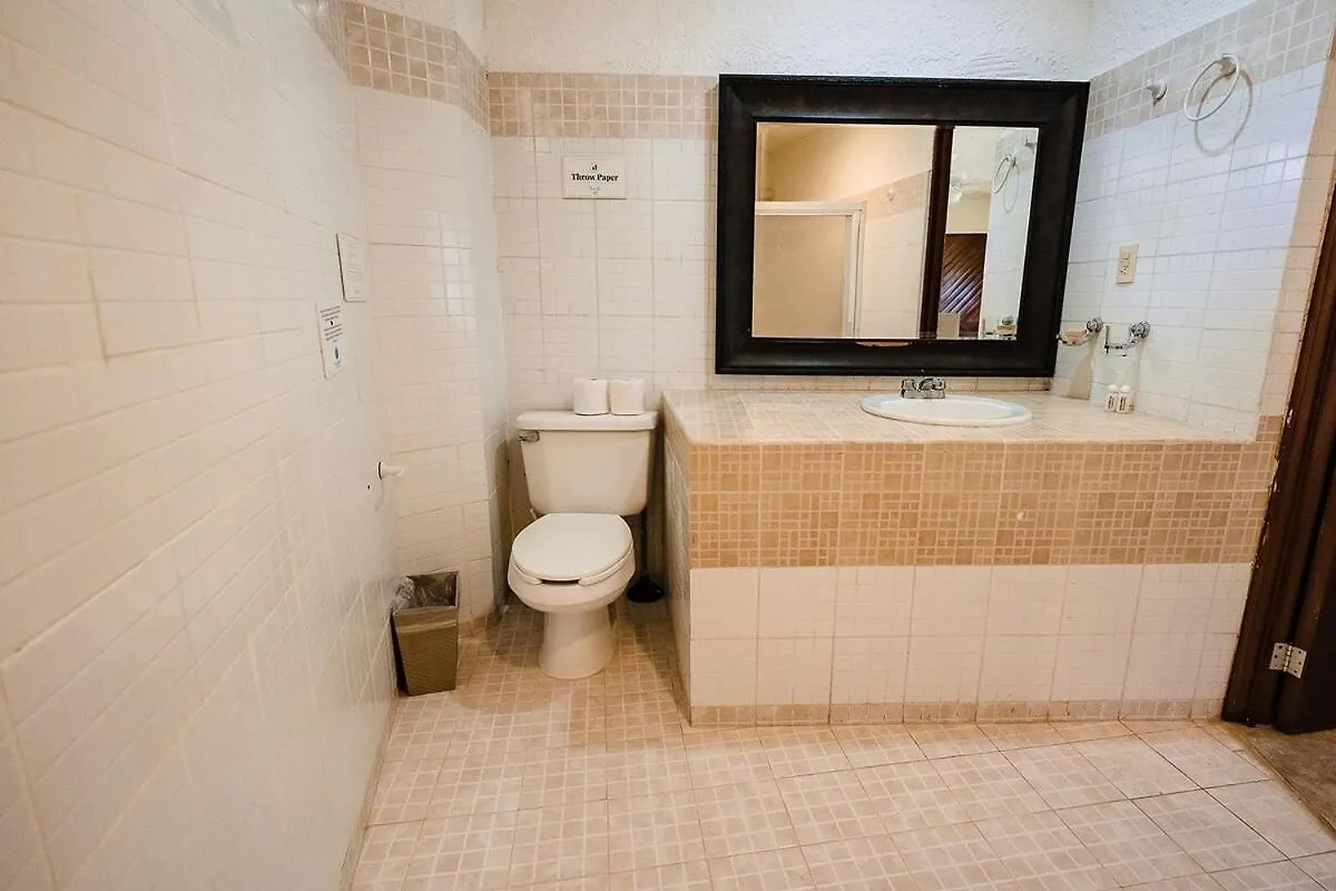Traditional Beachfront Villa With Cenote, Close To Playa Puerto Morelos