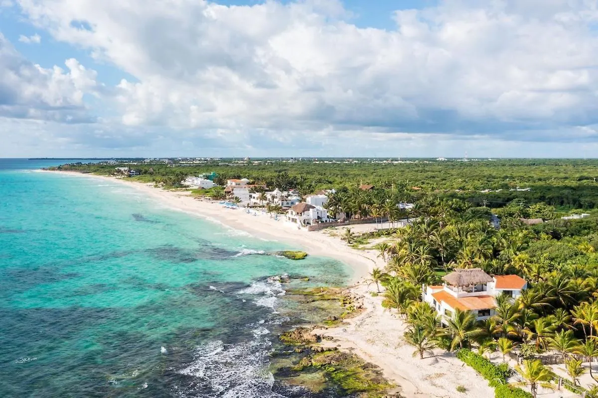 Traditional Beachfront Villa With Cenote, Close To Playa Puerto Morelos