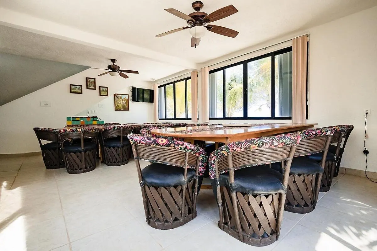 Traditional Beachfront Villa With Cenote, Close To Playa 莫雷洛斯港