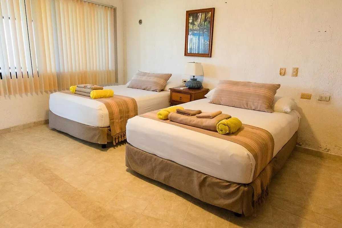 Traditional Beachfront Villa With Cenote, Close To Playa 莫雷洛斯港
